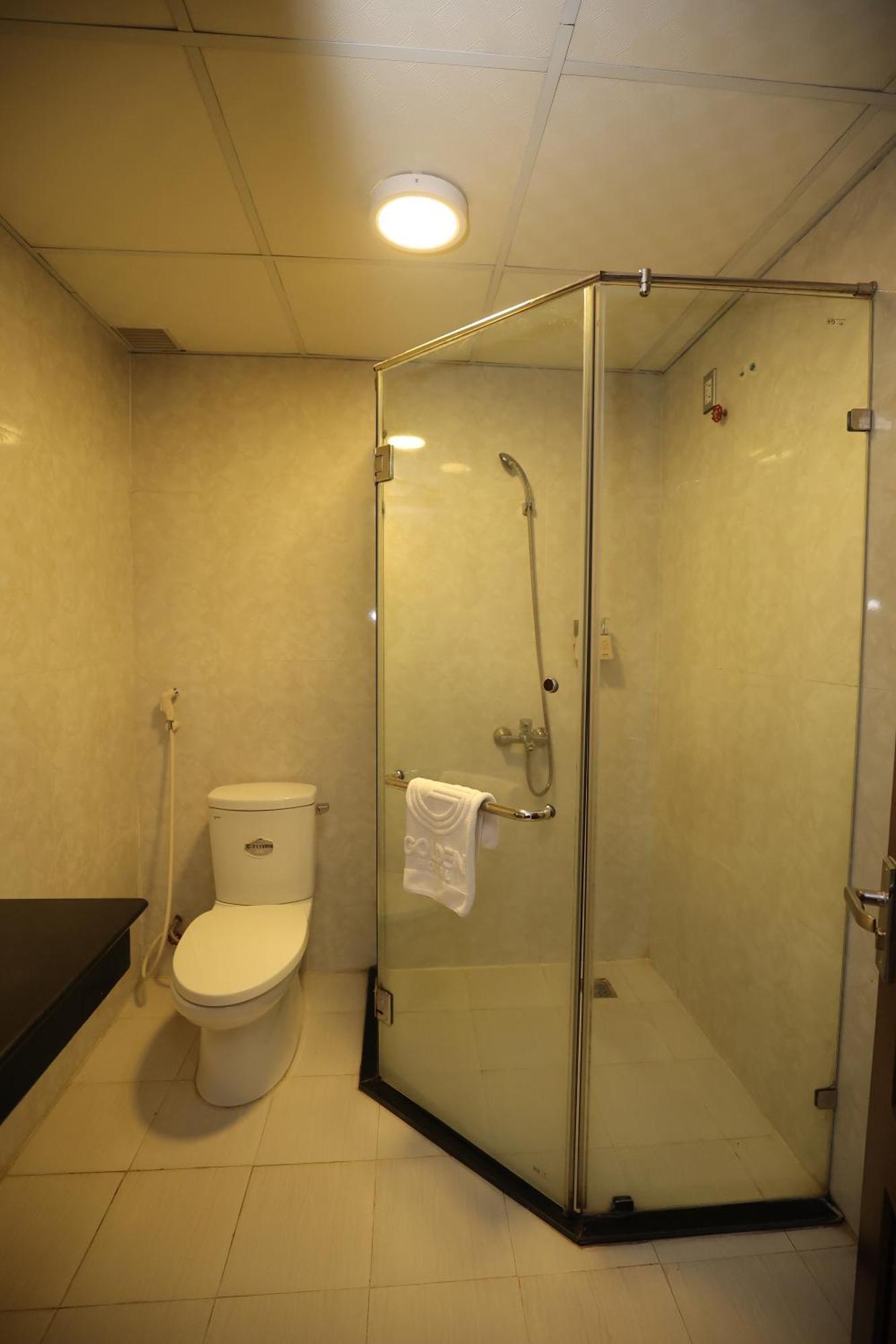 Golden Quang Tri Hotel Dong Ha Екстериор снимка