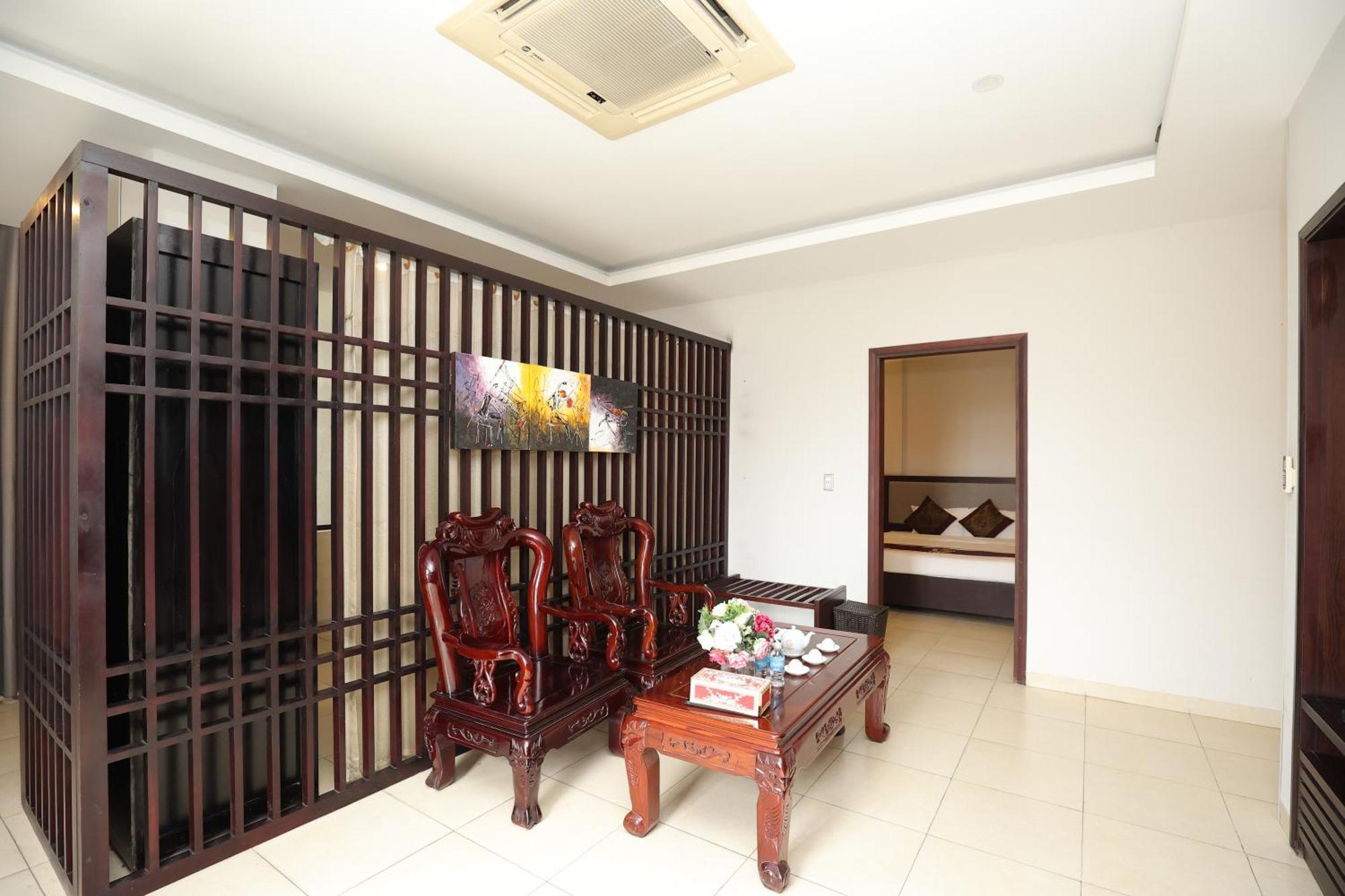 Golden Quang Tri Hotel Dong Ha Екстериор снимка